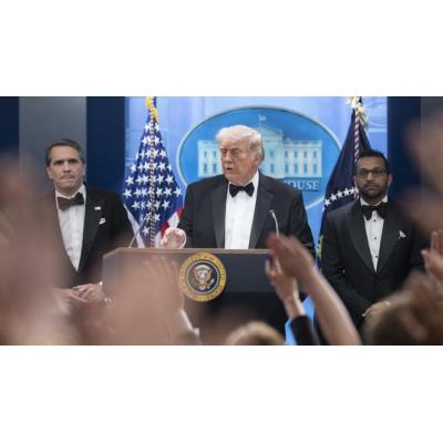 Pujol elude el banquillo, Trump las balas