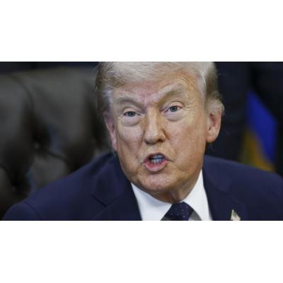 Trump dice que Irán ha admitido estar en "estado de colapso" y que quiere reabrir Ormuz
