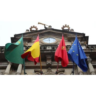 Condena al ayuntamiento por no pagar un plus en Semana Santa y San Fermín