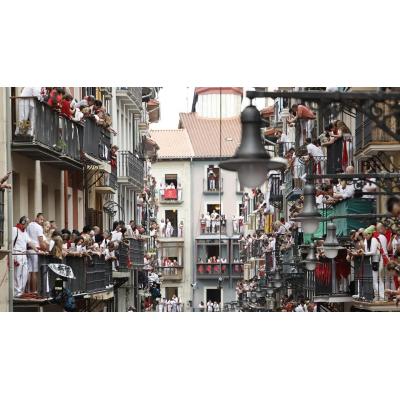 Todo completo: este es el precio que se paga por ver el chupinazo desde un balcón de la plaza Consistorial