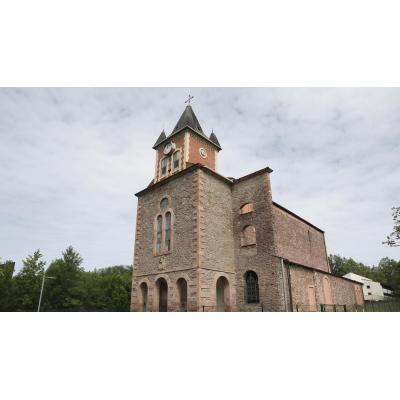 Baztan desprotege la iglesia del colegio de Lekaroz para su derribo