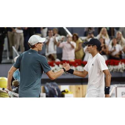 Jódar cae con orgullo frente a Sinner