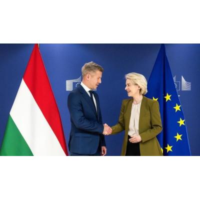 Von der Leyen y Magyar escenifican el cambio de era en Hungría