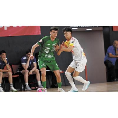 Osasuna Magna hace lo más difícil, aunque cae al final por una genialidad de Puigvert