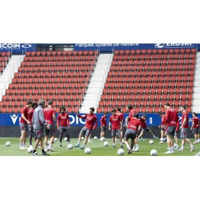 Alarma en Osasuna: Víctor Muñoz, lesionado, se perderá al menos los dos próximos partidos