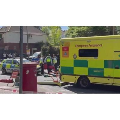 Un detenido tras apuñalar a dos miembros de la comunidad judía en una sinagoga de Londres
