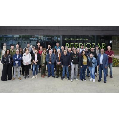Berriozar, un pueblo de colectivos