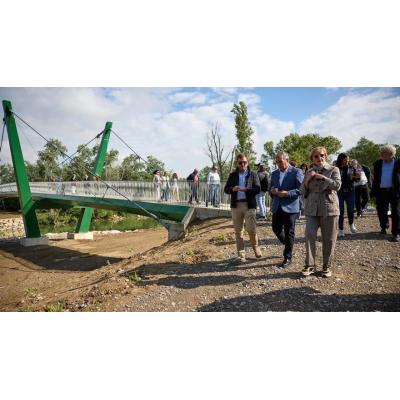 Concluida la nueva pasarela peatonal y ciclable de Marcilla