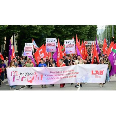 Fotos de la manifestación de LAB por el 1 de mayo