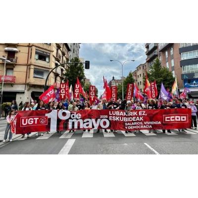 Manifestación de UGT y CCOO por el 1 de mayo en Pamplona