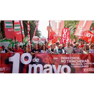 Los líderes de CCOO y UGT piden en la manifestación en Málaga medidas para la vivienda y mejores salarios