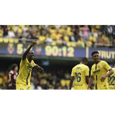 El Villarreal vuelve a la Liga de Campeones y complica la salvación del Levante