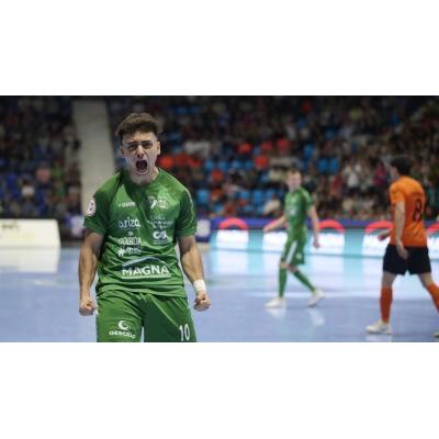 Fotos del derbi entre Osasuna Magna y Ribera Navarra FS