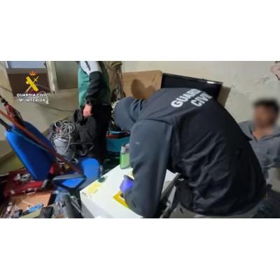 Detenidas siete personas en Almería por retener a un hombre durante 13 días para drogarle y robarle 40.000 euros