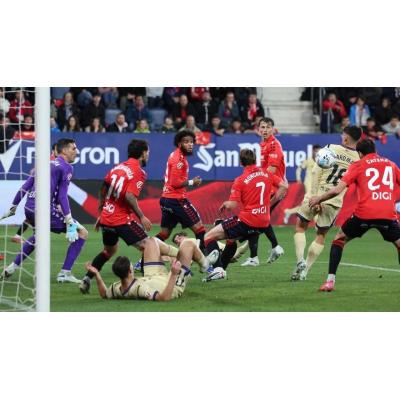 EN FOTOS | Las mejores imágenes del Osasuna-Barcelona