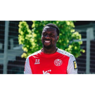 Sheraldo Becker, a punto de desvincularse de Osasuna