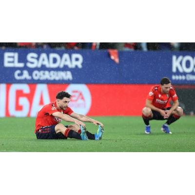 Osasuna sufre el ímpetu del líder