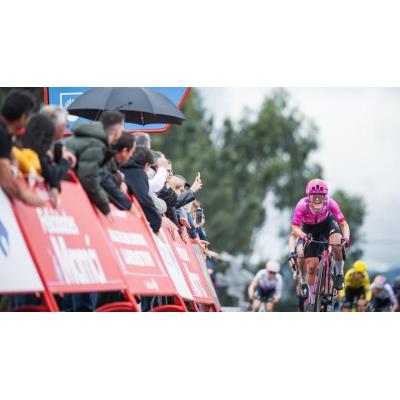 Rüegg brota en la Vuelta femenina
