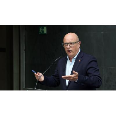 Gimeno sobre la proposición sobre los conciertos educativos de UPN: "Si se aplica la ley, hay que volver a hacer el proceso de matrícula"