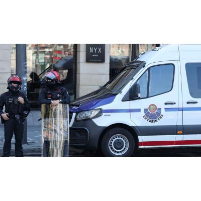 Herida una persona en un incendio, presuntamente provocado, en unos pabellones okupados en San Sebastián