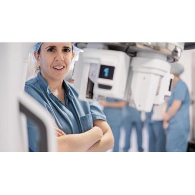La CUN realiza la primera cirugía de cáncer de esófago en España con el robot Da Vinci Single Port