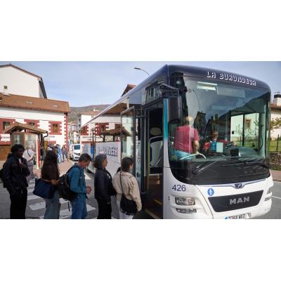 Se quedan sin plaza en el autobús por no poder sacar billete en Internet