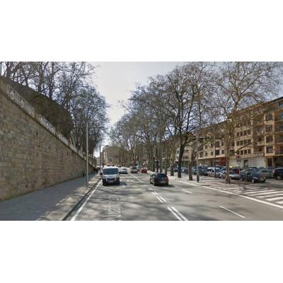 Trasladado con una herida en la cabeza tras un golpe con una bici junto a la Plaza de Toros