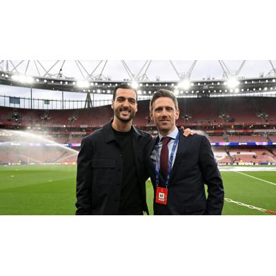Mikel Merino y Nacho Monreal, juntos en el Emirates
