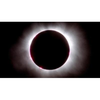 El eclipse inyectará 360 millones en una semana en España y creará más de 7.000 empleos con el alquiler vacacional como motor rural