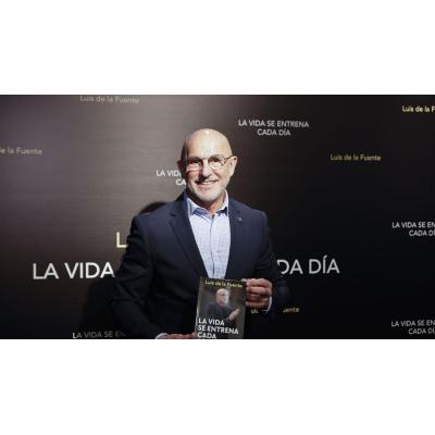 Luis de la Fuente presenta su autobiografía: "Soy muy competitivo y lucho cada día para ser un poquito mejor"