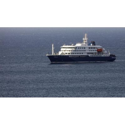 Clavijo rechaza que el crucero con hantavirus haga escala en Canarias y pide una "reunión urgente" con Sánchez