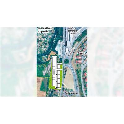 Plantean entre 180 y 265 viviendas en 5 bloques junto a la PA-30 en Huarte