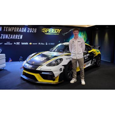 La carrera de Raúl Zunzarren continúa a toda velocidad