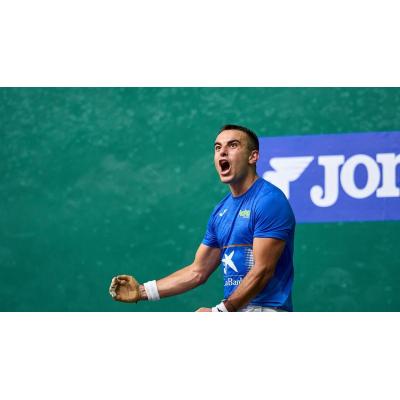 Larrazabal cumple su parte y es semifinalista