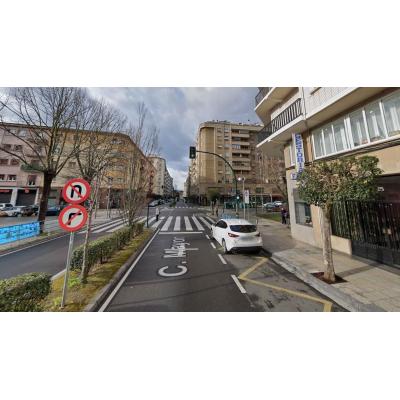 Herido un motorista tras chocar contra un coche en Burlada