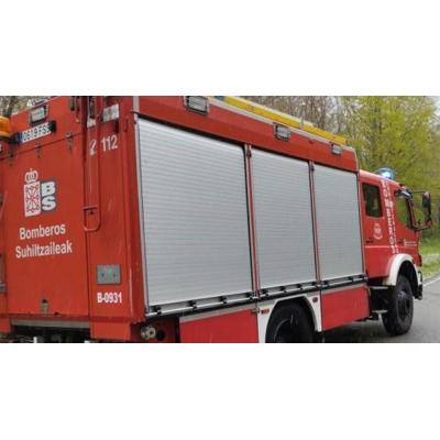 Un trasladado por inhalación de humo en un incendio en la cocina de un bar de San Adrián