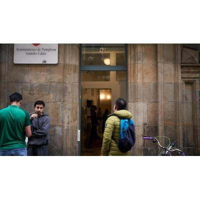 La oficina municipal para facilitar la regularización extraordinaria de personas migrantes se plantea suprimir el turno de tarde ante el descenso de citas