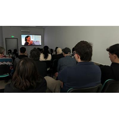 Foro Europeo impulsa la formación práctica de sus alumnos de Audiovisual con el estreno de dos documentales sociales