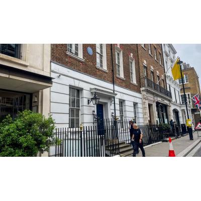 Los Beatles vuelven al número 3 de Savile Row de Londres para quedarse