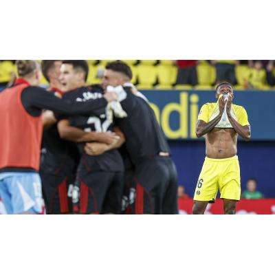 El Sevilla silencia La Cerámica para acercarse a la salvación
