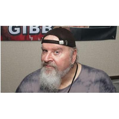 Muere el actor Donald Gibb, a los 71 años, famoso por la saga 'La revancha de los novatos' y 'Contacto sangriento'