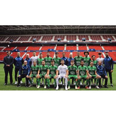 CD Xota o DE Osasuna: combinar verde y rojo