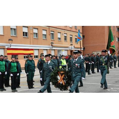 Fotos con los reconocimientos de la Guardia Civil con motivo de su 182 aniversario