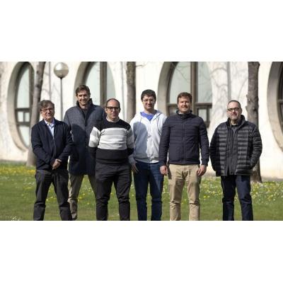 La Universidad Pública de Navarra y cinco empresas desarrollan una tecnología para reciclar palas de aerogeneradores en el propio parque eólico