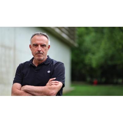 Javier Yanguas, gerontólogo: "Envejecer es una época complicada: hay muchas pérdidas y aparece la soledad"