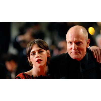 Kristen Stewart y Woody Harrelson, padre e hija disfuncionales con 'Full Phil' en Cannes