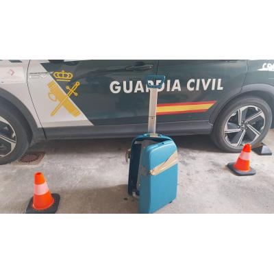 Una maleta abandonada activa esta madrugada un dispositivo preventivo en Bera