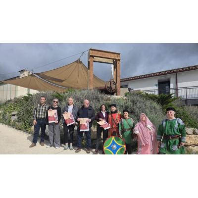 Tierras de Iranzu lleva una nueva edición de su fiesta romana al pequeño concejo de Azcona
