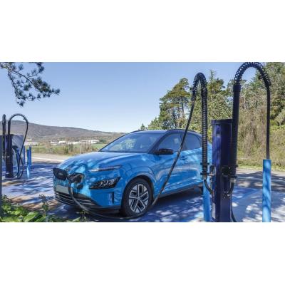 La cadena navarra LUZE Hoteles instala 26 puntos de carga de vehículos eléctricos en el último año