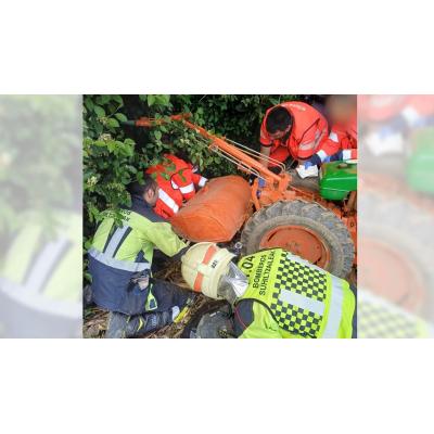 Herido muy grave un hombre de 59 años tras sufrir un accidente con un motocultor en Barásoain